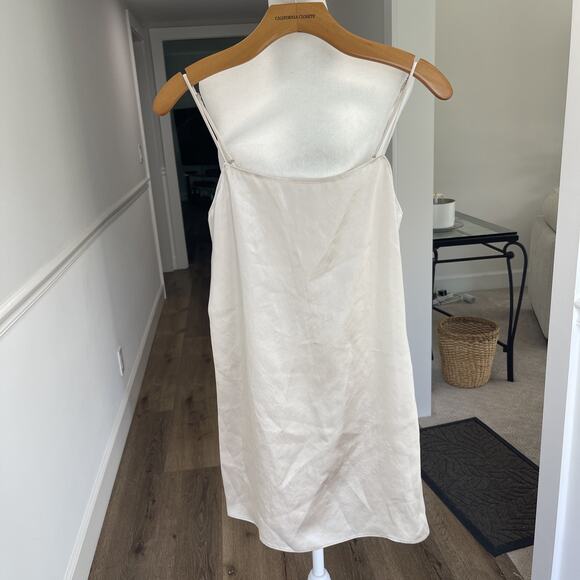 Aritzia Babaton Dresses & Skirts - Aritzia Babaton Satin Slip Dress Size XXS Champagne Ivory Beige Mini Strappy